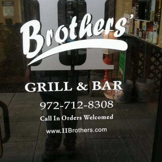 Photo taken at II Brothers Grill &amp; Bar by Mike M. on 11/6/2011