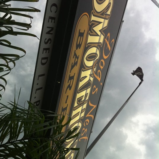 dogs nest smokehouse