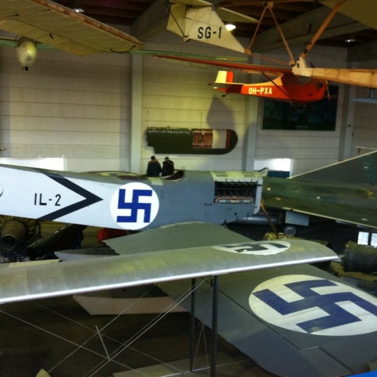 Das Foto wurde bei Suomen Ilmailumuseo / Finnish Aviation Museum von Ari K. am 1/28/2012 aufgenommen