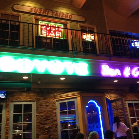 3/16/2012にDavid S.がCoyote Bar &amp; Grillで撮った写真