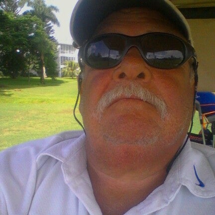 7/23/2012 tarihinde John W.ziyaretçi tarafından Hibiscus Golf'de çekilen fotoğraf