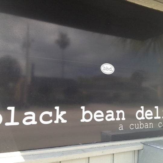 Foto scattata a Black Bean Deli Winter Park da Culture C. il 4/6/2012