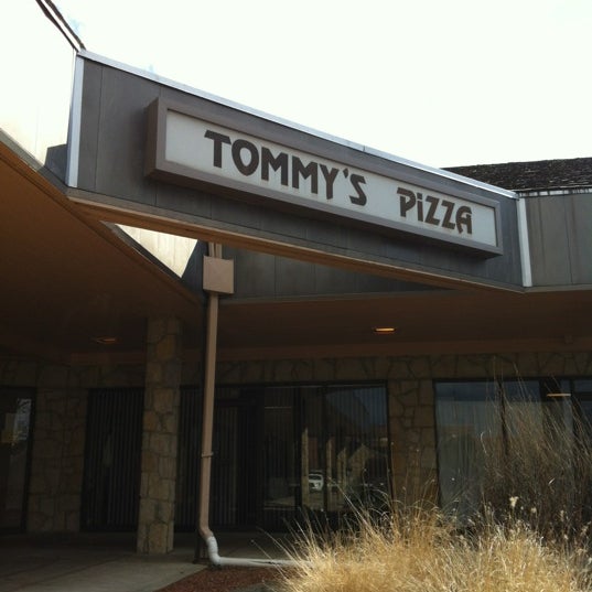 Tommy's Pizza Pizza Place in Dublin