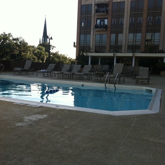 รูปภาพถ่ายที่ Hilton Savannah DeSoto โดย Bridget T. เมื่อ 7/17/2011