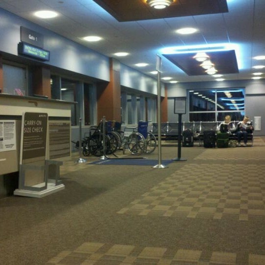 Photos at Fargo Hector International Airport (FAR) 57 tips