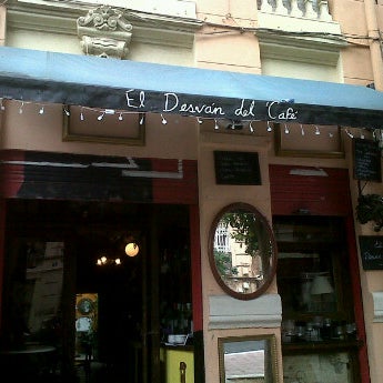 Foto scattata a El Desvan Del Cafe da Francesc M. il 11/13/2011