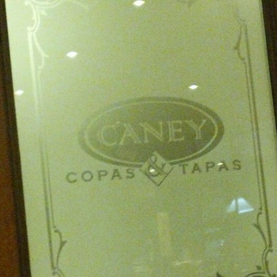 1/31/2012 tarihinde Miguel S.ziyaretçi tarafından Restaurante Caney'de çekilen fotoğraf