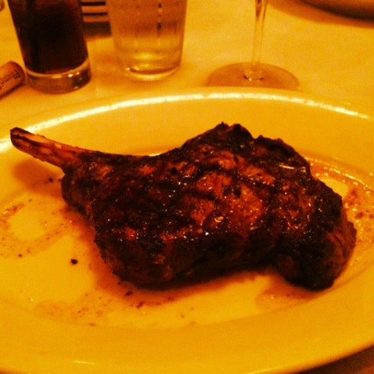 Photo taken at Mo&#39;s Steakhouse by chris f. on 5/27/2012
