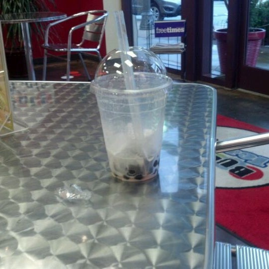 5/9/2012 tarihinde Christian H.ziyaretçi tarafından Bubble Tea Cafe'de çekilen fotoğraf
