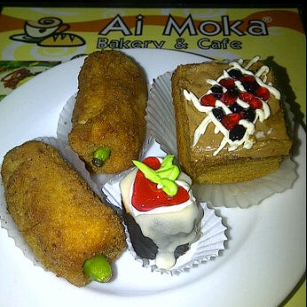 Photo taken at Ai Moka Bakery and Cafe by cycilia c. on 1/20/2012