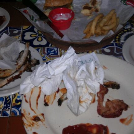 Photo taken at Chili&#39;s Grill &amp; Bar by Daniel L. on 3/20/2012