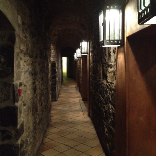 5/25/2012にTroy B.がThe Cellar Barで撮った写真