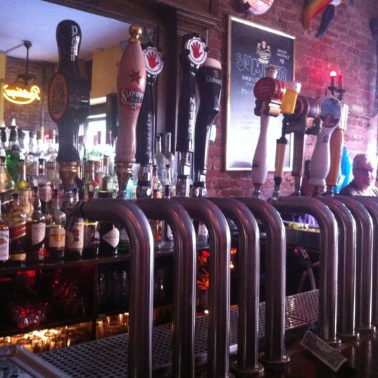 Drop Off Service Bar in East Village