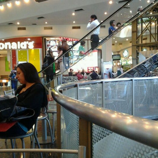 Photo taken at Nuevocentro Shopping by Walter Córdoba A. on 3/29/2012