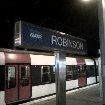 Photos at RER Robinson [B] - Avenue de la Gare