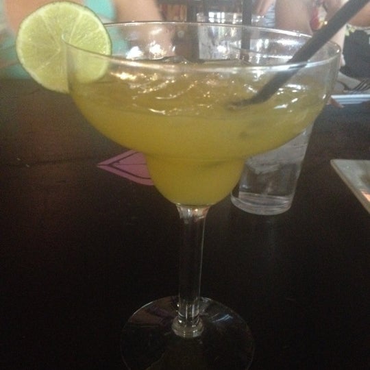 6/10/2012 tarihinde Jentry S.ziyaretçi tarafından Coconuts Beach Bar and Mexican Grill'de çekilen fotoğraf