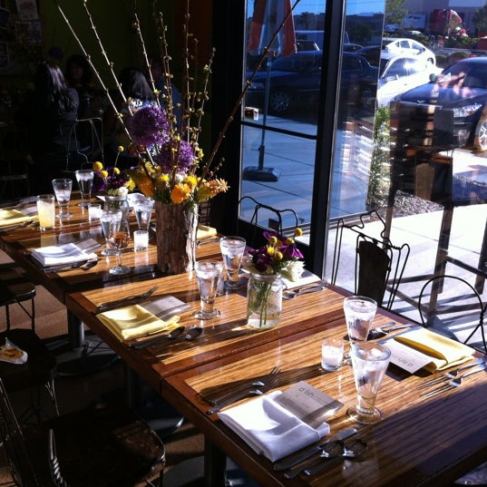 6/9/2012 tarihinde Melissa D.ziyaretçi tarafından DiVine Cafe | @DiVineEvent'de çekilen fotoğraf