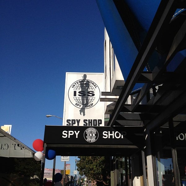 Foto tirada no(a) International Spy Shop por Breno M. em 6/10/2012