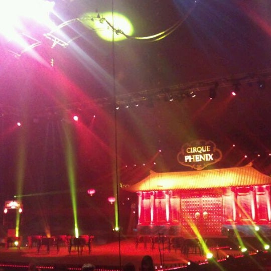 1/14/2012 tarihinde Elodie P.ziyaretçi tarafından Cirque Phénix'de çekilen fotoğraf