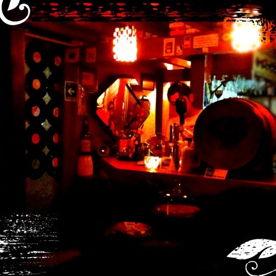 Photo taken at La Voragine Pizzería Bar by Lalounge on 4/6/2012