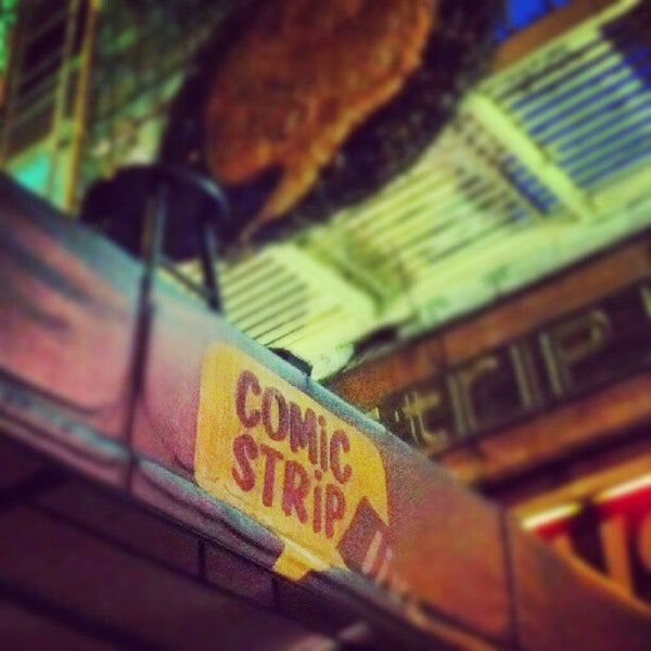 8/19/2012にCorey W.がComic Strip Liveで撮った写真