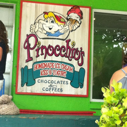 6/6/2012 tarihinde Samantha P.ziyaretçi tarafından Pinocchio&#39;s'de çekilen fotoğraf