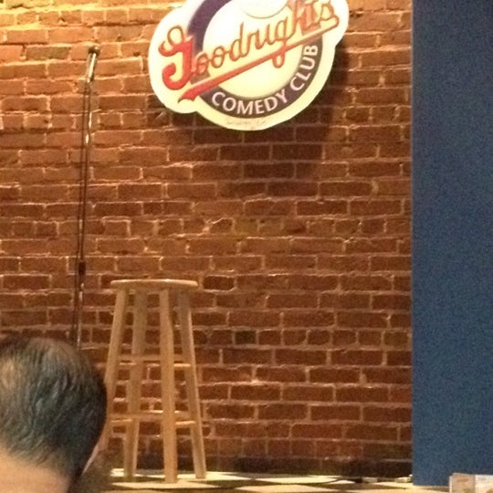 Foto tirada no(a) Goodnight&#39;s Comedy Club &amp; Restaurant por Corey W. em 3/11/2012