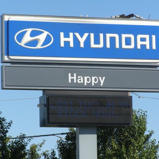Foto tirada no(a) Happy Hyundai por Happy Hyundai e. em 8/3/2012