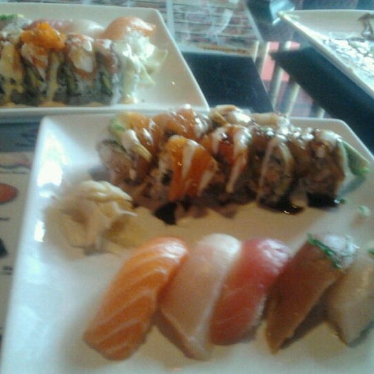 2/7/2012에 Erika M.님이 Fusion Sushi에서 찍은 사진