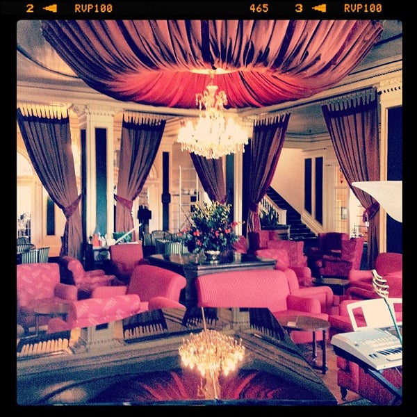 Photo taken at Chateau Tongariro Hotel by Jaya G. on 8/14/2012