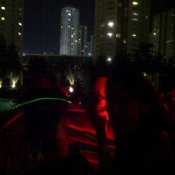 Photo taken at COLORS - Eat, Drink, Party - (Hillside City Club) by Sitem G. on 7/12/2012