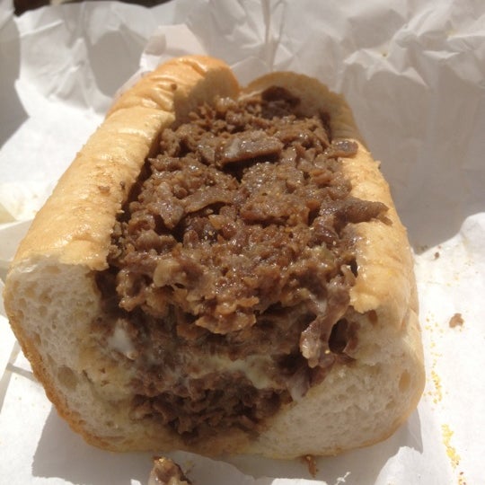 Now THAT'S a real Philly cheesesteak!  I get mine with American cheese, wit-out onions, with the chips!  The chips are the hot ticket! Best Philly steak on L.A.!