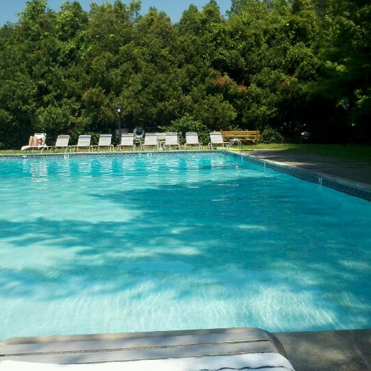 avon old farms hotel reviews