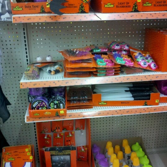 Dollar General Discount Store in New Wilmington