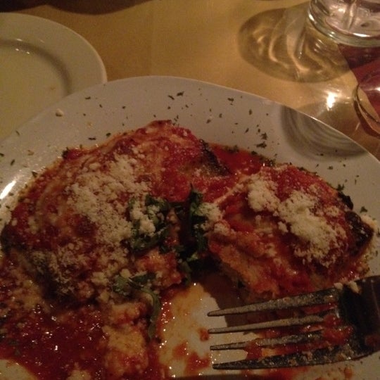 Photo taken at La Fontana Authentic Italian Restaurant by Hezzie Captain G. on 2/18/2012