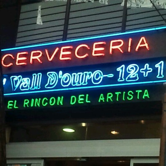 Photo taken at El Rincón del Artista by david x. on 3/31/2012