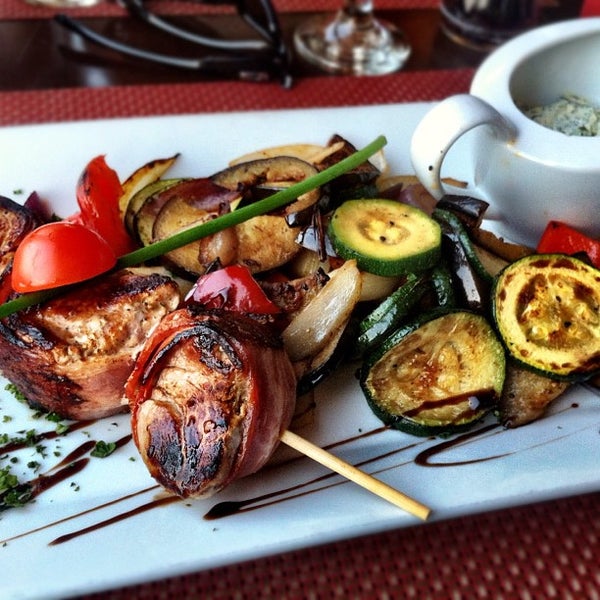 Amigos Bar & Restaurant 9 tips from 124 visitors