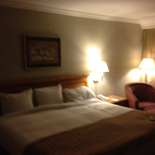 Das Foto wurde bei Hotel Lucerna Mexicali von Gustavo M. am 3/25/2012 aufgenommen