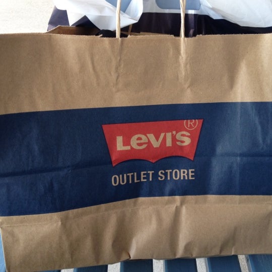 levi's outlet rehoboth