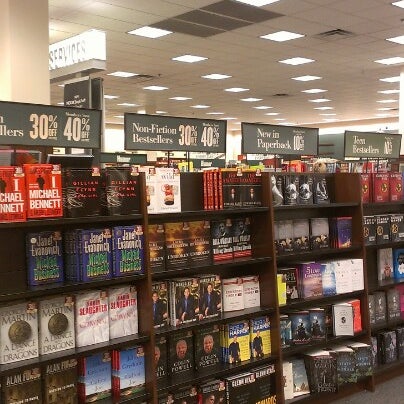 Photos At Barnes Noble Bookstore In Knoxville