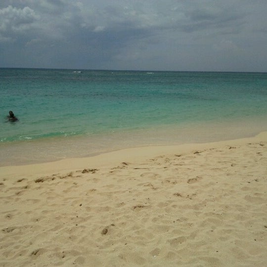 Photos at Doctor's Cave Beach Gloucester Avenue