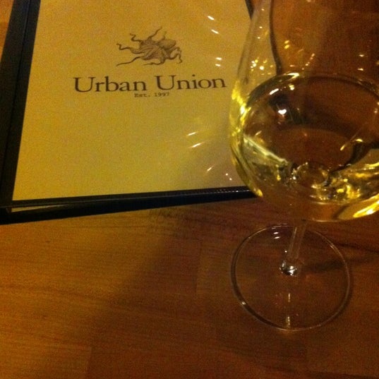 Foto tirada no(a) Urban Union por Chelsea H. em 3/6/2012
