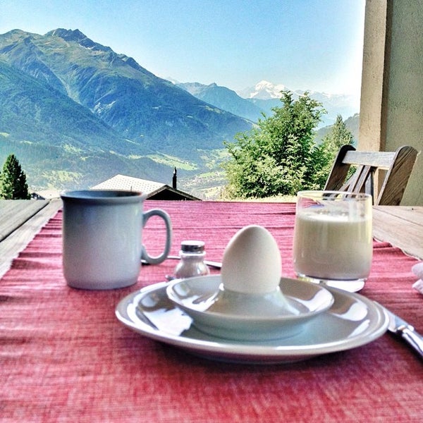 Das Foto wurde bei Bellwald - Ihr Schweizer Ferienort von Snowest am 8/19/2012 aufgenommen