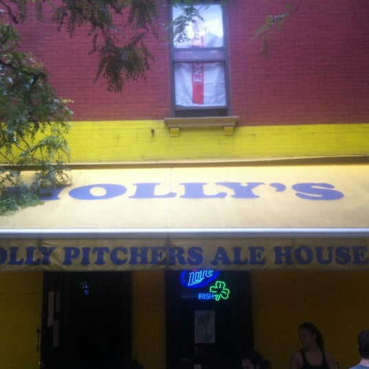 Photo taken at Molly Pitcher&#39;s Ale House by Pete J. on 6/10/2012