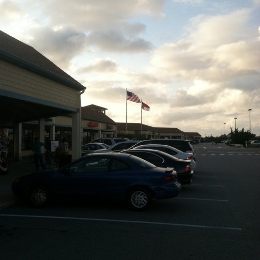 Tanger Outlet Nags Head Outlet Mall in Nags Head