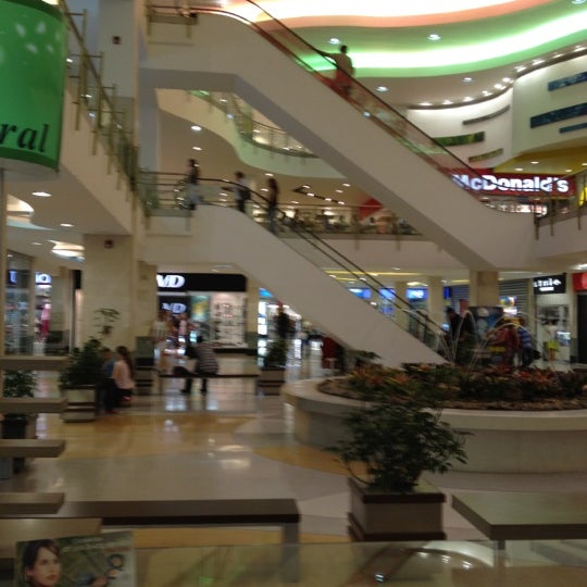 Los Molinos Centro Comercial Belén Calle 30A 82A26