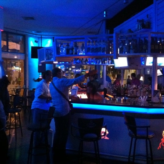 รูปภาพถ่ายที่ cafe bar Tin-tin โดย Fco Javier R. เมื่อ 9/6/2011