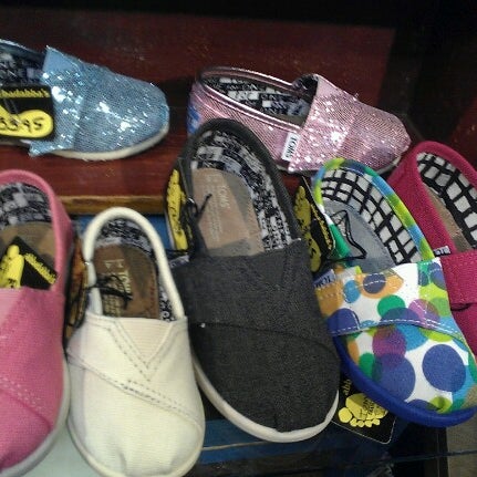 Abbadabba S Cool Shoes Buckhead North Buckhead Atlanta Ga Abbadabba S Cool Shoes Buckhead North Buckhead Atlanta Ga