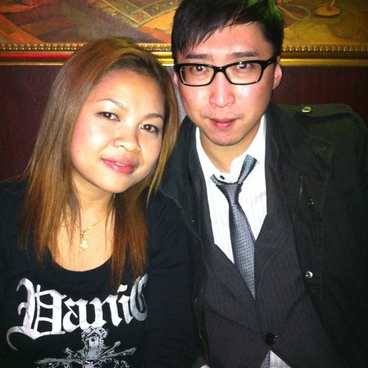 Photo taken at Bar 109 by Anna Chow on 3/11/2012