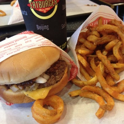Photo taken at Fat Burger by Shockey on 9/8/2012
